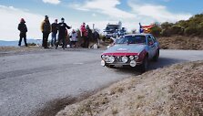 Karolis Rai&scaron;ys ir Vidimantas Gečiauskas su 1965 m. gamybos briti&scaron;ku &bdquo;MGB Roadster&ldquo;.