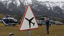 Prancūzijos gelbėtojai netoli vietos, kur sudužo oro skrydžių bendrovės &bdquo;Germanwings&ldquo; lėktuvas &bdquo;Airbus A320&ldquo;