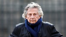Režisierius Roman Polanski lanko ceremoniją Paryžiuje. / CHARLES PLATIAU / REUTERS