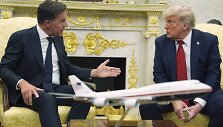 Markas Rutte ir Donaldas Trumpas / AP