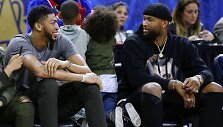 Anthony Davis ir DeMarcusas Cousinsas