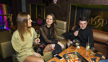 Kokteilių klubo &bdquo;Rumor Lounge&ldquo; svečiai