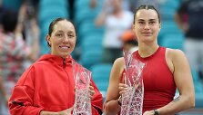 Jessica Pegula ir turnyro Majamyje čempionė Aryna Sabalenka