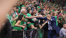 &Scaron;arūnas Jasikevičius su &scaron;eima