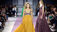 &bdquo;Giambattista Valli&ldquo; 2016 m. pavasario-vasaros kolekcija