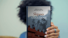 Kristinos Baubinaitės romanas &bdquo;Slėpynės Anglijoje&ldquo;