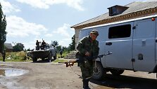 Prorusi&scaron;ki teroristai netoli Krasnyj Limano miestelio, Ukrainoje.