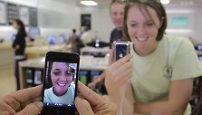 &bdquo;Facetime&ldquo; programėlės bandymai &bdquo;Apple&ldquo; parduotuvėje