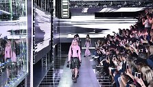 &bdquo;Louis Vuitton&ldquo; 2016 m. pavasario-vasaros kolekcija