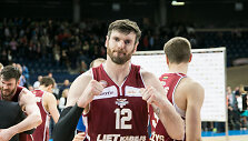 K&scaron;i&scaron;tofas Lavrinovičius