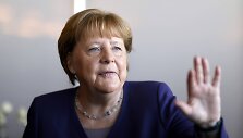 Angela Merkel / IMAGO/Christoph Hardt / IMAGO/Panama Pictures