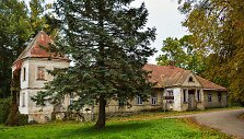 Vladiki&scaron;kių (Stasiūnų) dvaro rūmai (Kai&scaron;iadorių r.)