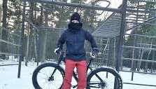 Klaipėdietis Remigijus Balandis leidosi į kelionę dviračiu apledijusiu Lietuvos pajūriu.