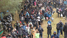 Migrantai Baltarusijoje prie sienos su Lenkija