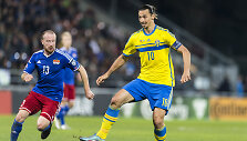 Zlatano Ibrahimovičiaus vedama &Scaron;vedija dar neturi kelialapio į &bdquo;Euro 2016&ldquo;