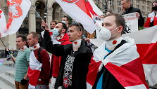 Protestuojantys baltarusiai