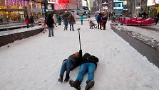 &Scaron;iaurės Amerikoje ir Europoje gyventojus džiugina žiemi&scaron;ki orai