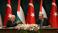 Palestinos prezidentas Mahmudas Abbasas ir Turkijos lyderis Recepas Tayyipas Erdoganas