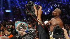 Floydas Mayweatheris prie&scaron; Manny Pacquiao