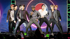 Korėjieti&scaron;kos popmuzikos (K-pop) grupė &bdquo;NCT 127&ldquo;