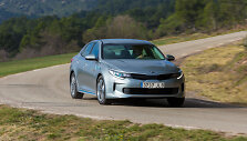 &bdquo;KIA Optima PHEV&ldquo;