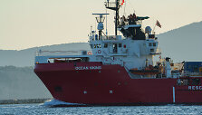 Migrantus gabenantis laivas &bdquo;Ocean Viking&ldquo; prisi6vartavo Tulono uoste