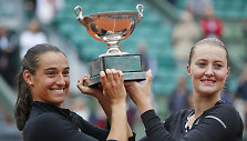 Caroline Garcia ir Kristina Mladenovič