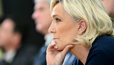 Prancūzų kra&scaron;tutinių de&scaron;iniųjų lyderė Marine Le Pen / BERTRAND GUAY / AFP