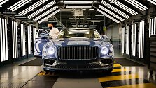  &bdquo;Bentley Flying Spur V8&ldquo;