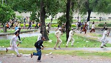 Protestuotojai Pakistane