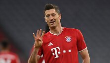 Robertas Lewandowskis pelnė 4 įvarčius.