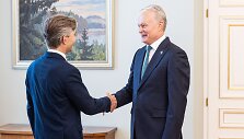 Prezidentas susitiko su kandidatu į užsienio reikalų ministrus Kęstučiu Budriu / Paulius Peleckis nuotr.