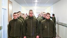 &Scaron;auktinių savanorių pirmoji diena