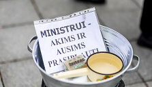 Prie Vyriausybės ūkininkų protestas dėl pieno supirkimo kainų