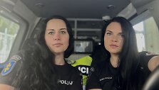 Pareigūnės Au&scaron;ra Anglickienė ir Vilma Rumovskienė