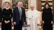 Ivanka Trump, Donaldas Trumpas, popiežius Pranci&scaron;kus ir Melania Trump
