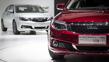 Kini&scaron;kas įrodymas, kad čia gali būti kuriami geri automobiliai: &bdquo;Qoros 3&ldquo;