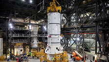 &bdquo;Artemis&ldquo; misijai statomos SLS raketos segmentas