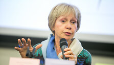Bestselerio &bdquo;Kodėl prancūzės nestorėja&ldquo; autorė Mireille Guiliano