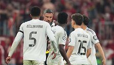 Madrido &bdquo;Real&ldquo; futbolininkų priekai&scaron;tai teisėjui Slavko Vinčičiui