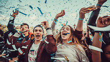Festivalio &bdquo;Summerburst&ldquo; akimirka