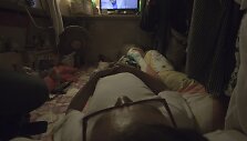 Gyvenimas 3 kv. metrų bute-karste