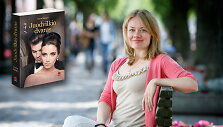 Romano &bdquo;Juodvilkio dvaras&ldquo; autorė Indrė Vakarė