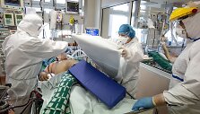 VUL Santaros klinikos. Kova su koronavirusu