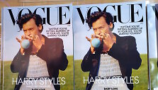 Harry Stylesas ant briti&scaron;kojo &bdquo;Vogue&ldquo; vir&scaron;elio