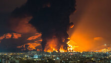Izraelis smogė Teheranui