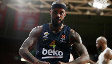 Lorenzo Brownas