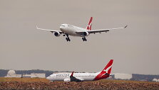 &bdquo;Qantas Airways&ldquo;