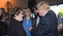 Charlotte Johnson Wahl, sesuo Rachel Johnson, brolis Leo Johnsonas ir Borisas Johnsonas
