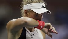 Angelique Kerber prie&scaron; Caroline Wozniacki